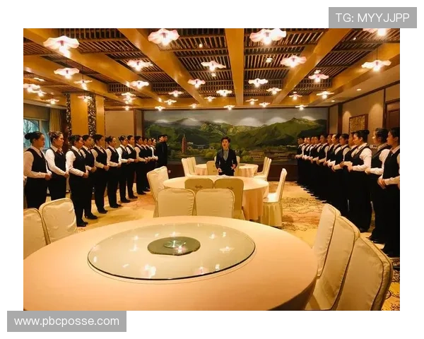 八大胜的心理战术与团队配合技巧，增强你的战场应变能力与领导力